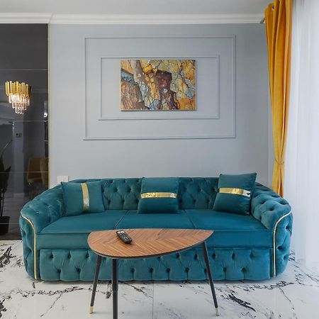 Appartement Lilla Flats à Oradea Extérieur photo