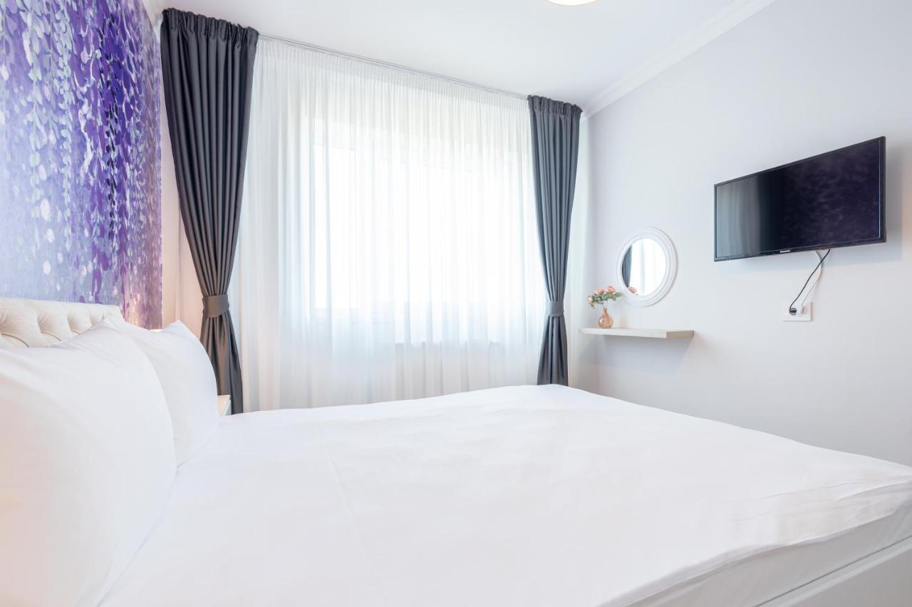 Appartement Lilla Flats à Oradea Extérieur photo